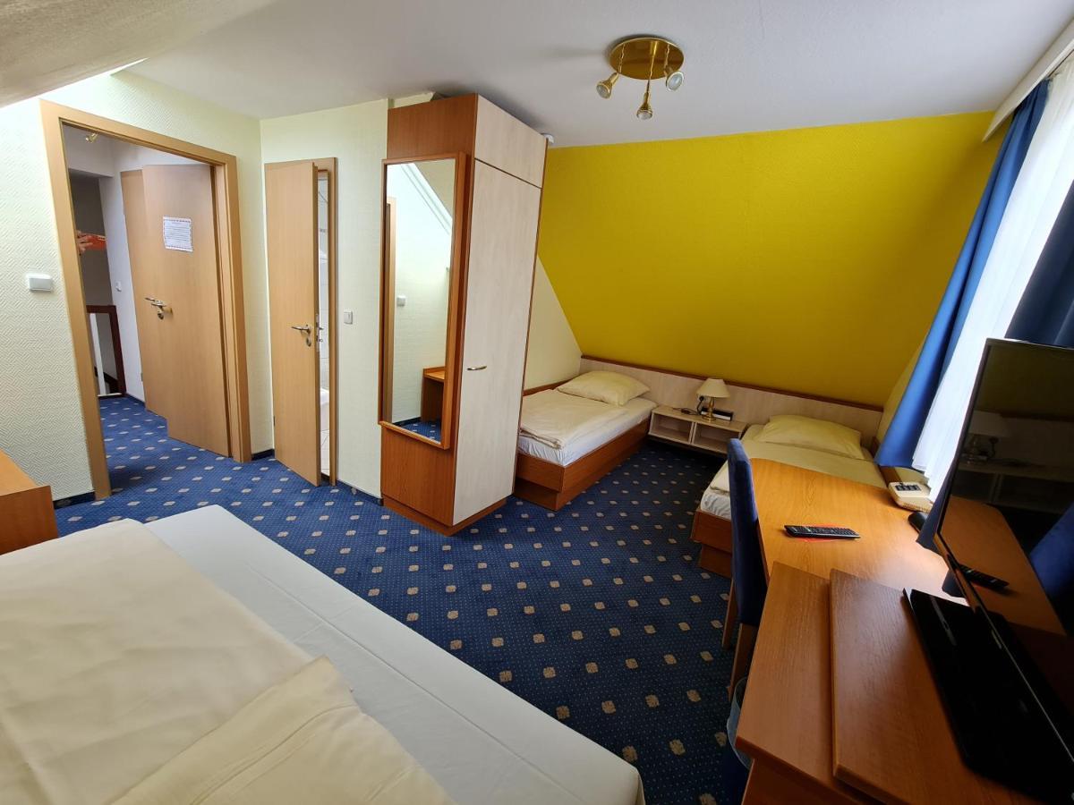 Hotel Heldt Brémai repülőtér Kültér fotó