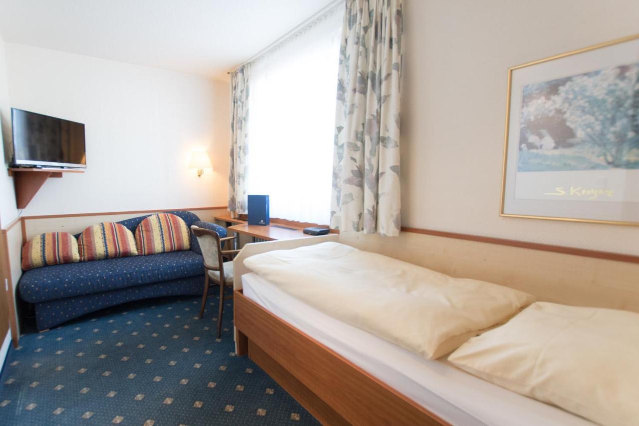 Hotel Heldt Brémai repülőtér Kültér fotó